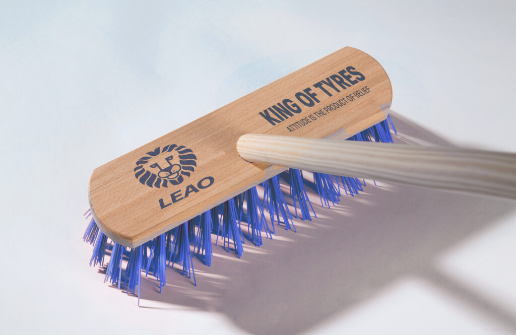 Foto - Bürsten mit Logo oder Aufdruck